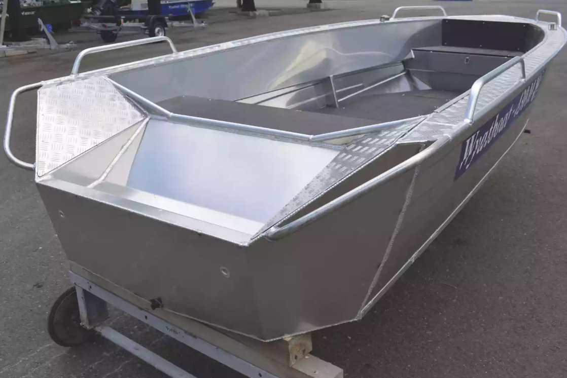Алюминиевая лодка  Wyatboat-430М в Дербенте