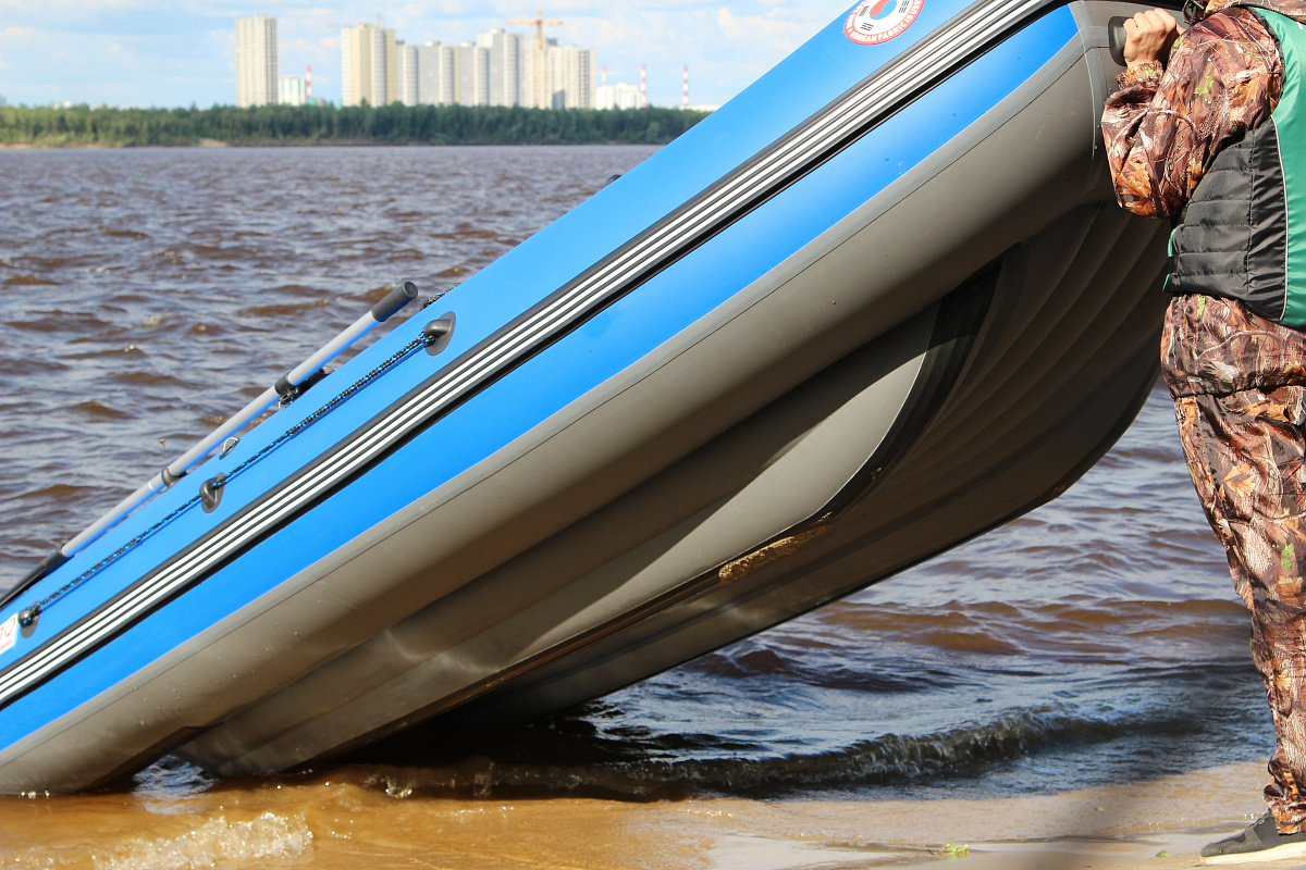 Лодка MISHIMO SPORT 390 в Дербенте