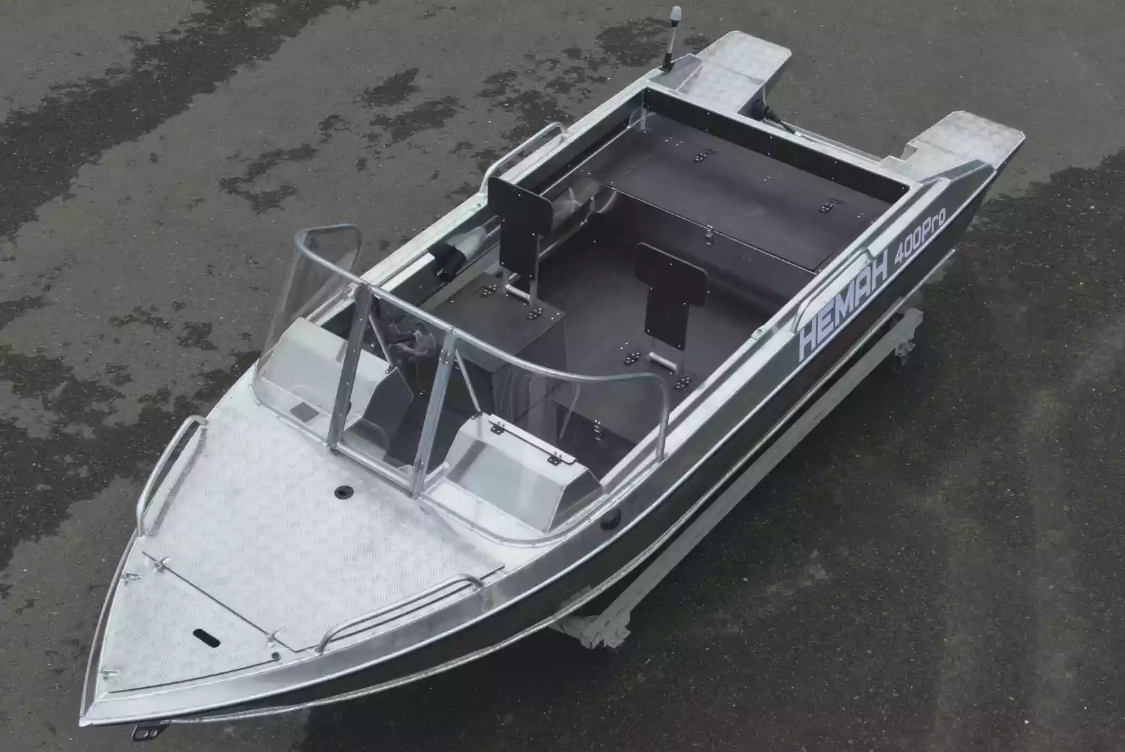 Алюминиевая лодка  Neman-400 PRO в Дербенте