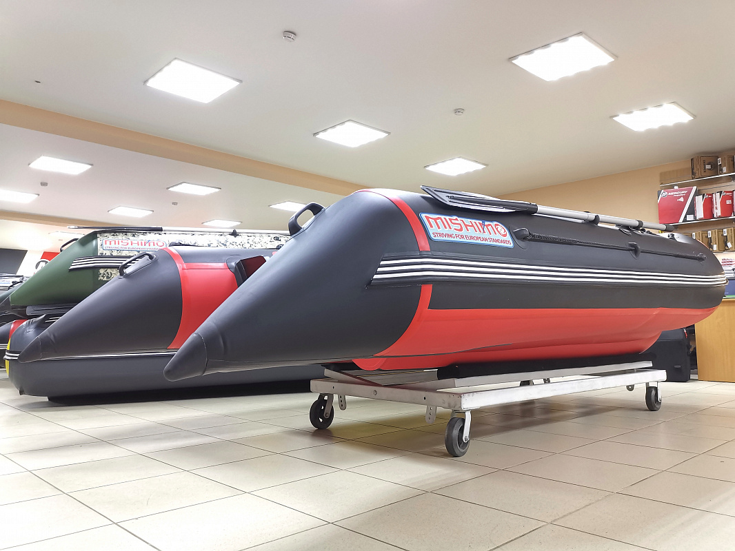 Лодка MISHIMO SPORT 390 в Дербенте