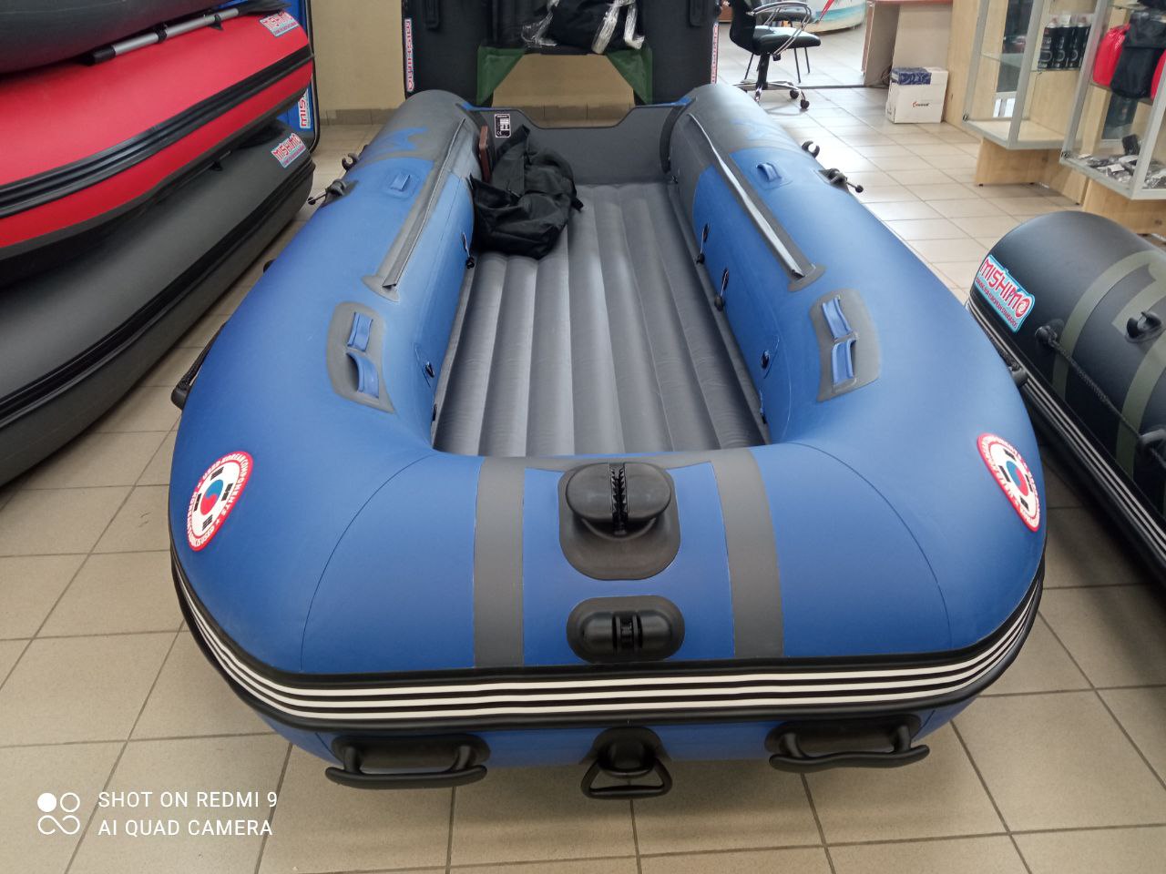 Лодка MISHIMO RIVER JET 400 под водомет в Дербенте