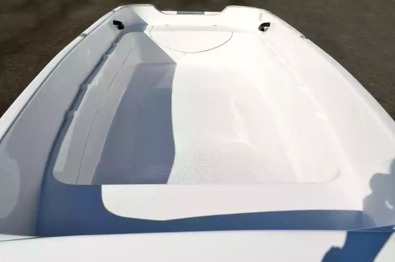 Стеклопластиковая лодка Пингвин (тримаран) в Дербенте