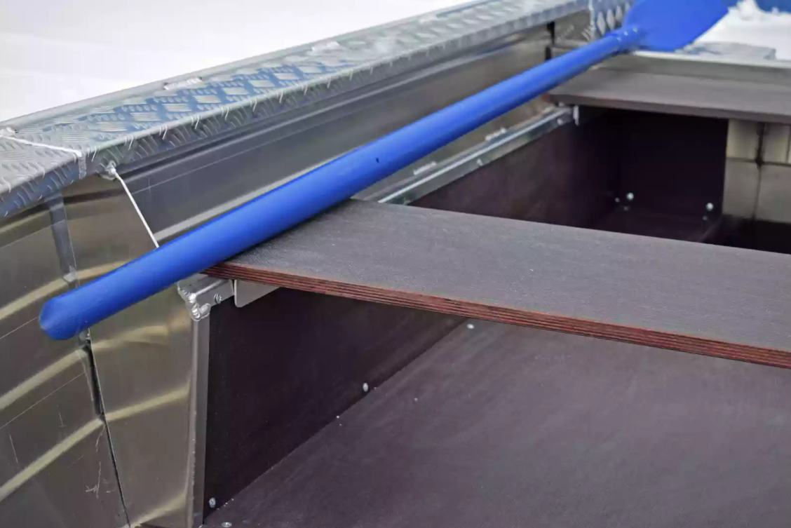 Алюминиевая лодка Wyatboat-340 Р в Дербенте