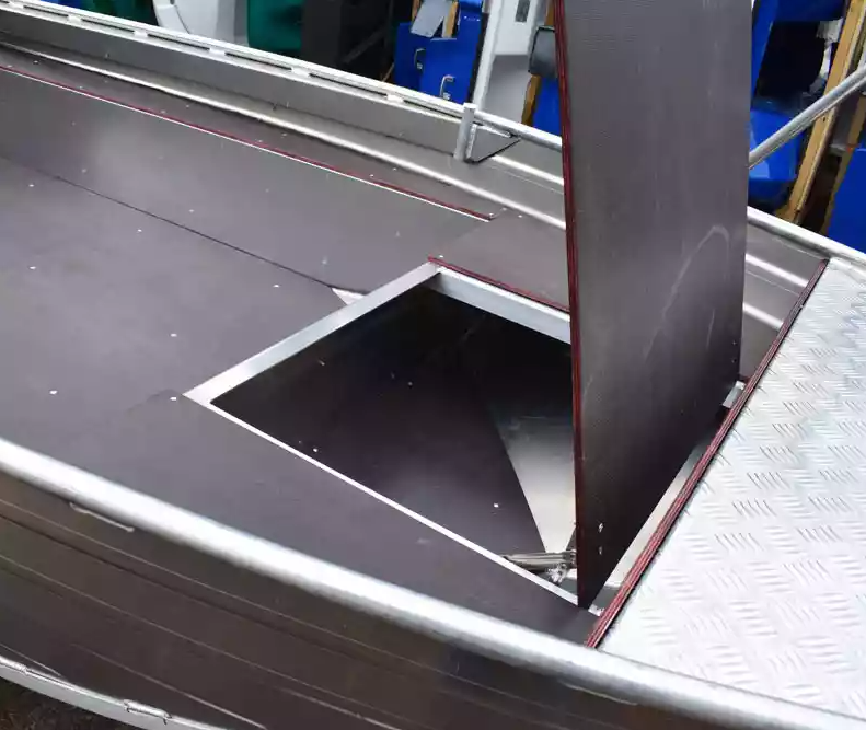 Алюминиевая лодка  Wyatboat-430 Master в Дербенте