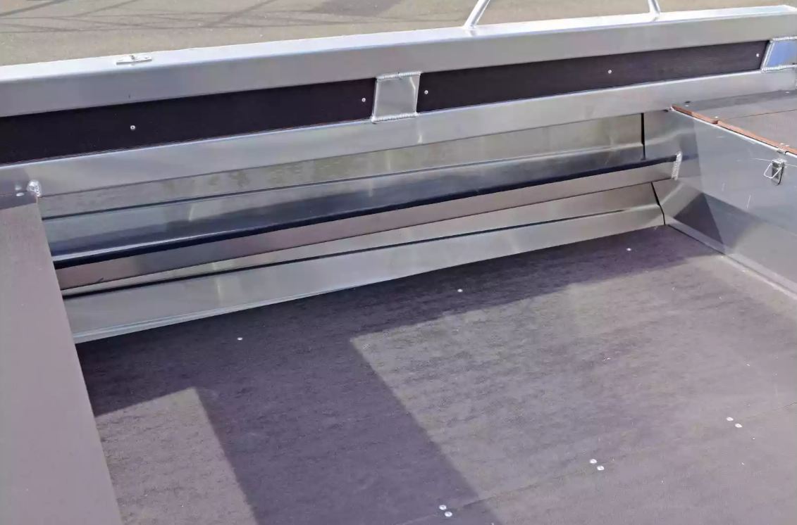 Алюминиевая лодка  Неман-480 Р в Дербенте