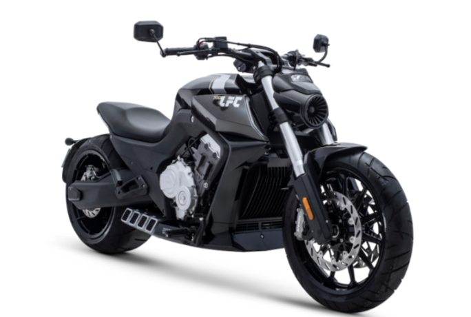 Мотоцикл Benda LFC 700 в Дербенте