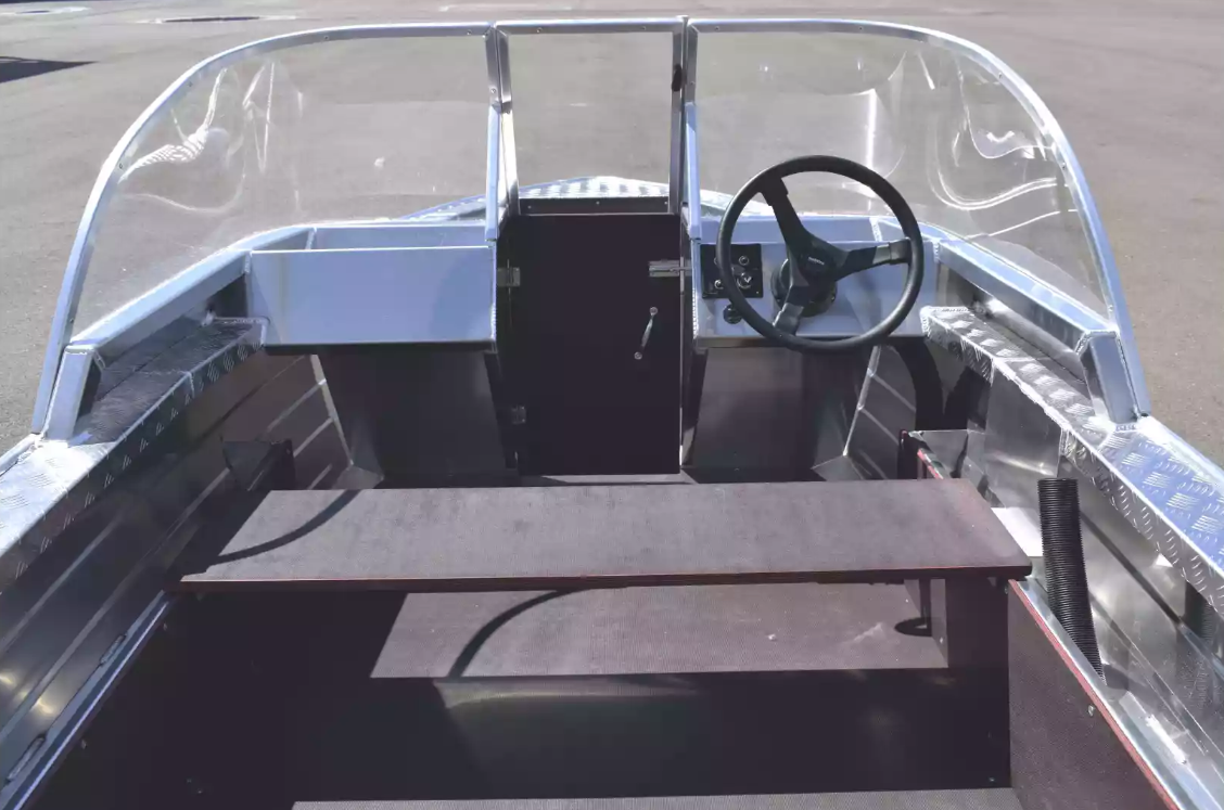 Алюминиевая лодка Wyatboat-390 DCM в Дербенте