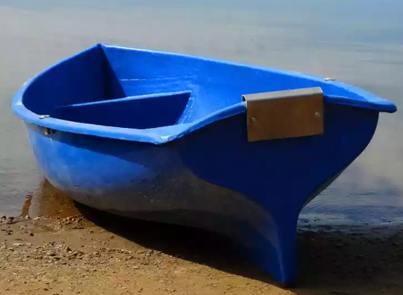 Стеклопластиковая лодка Омуль в Дербенте