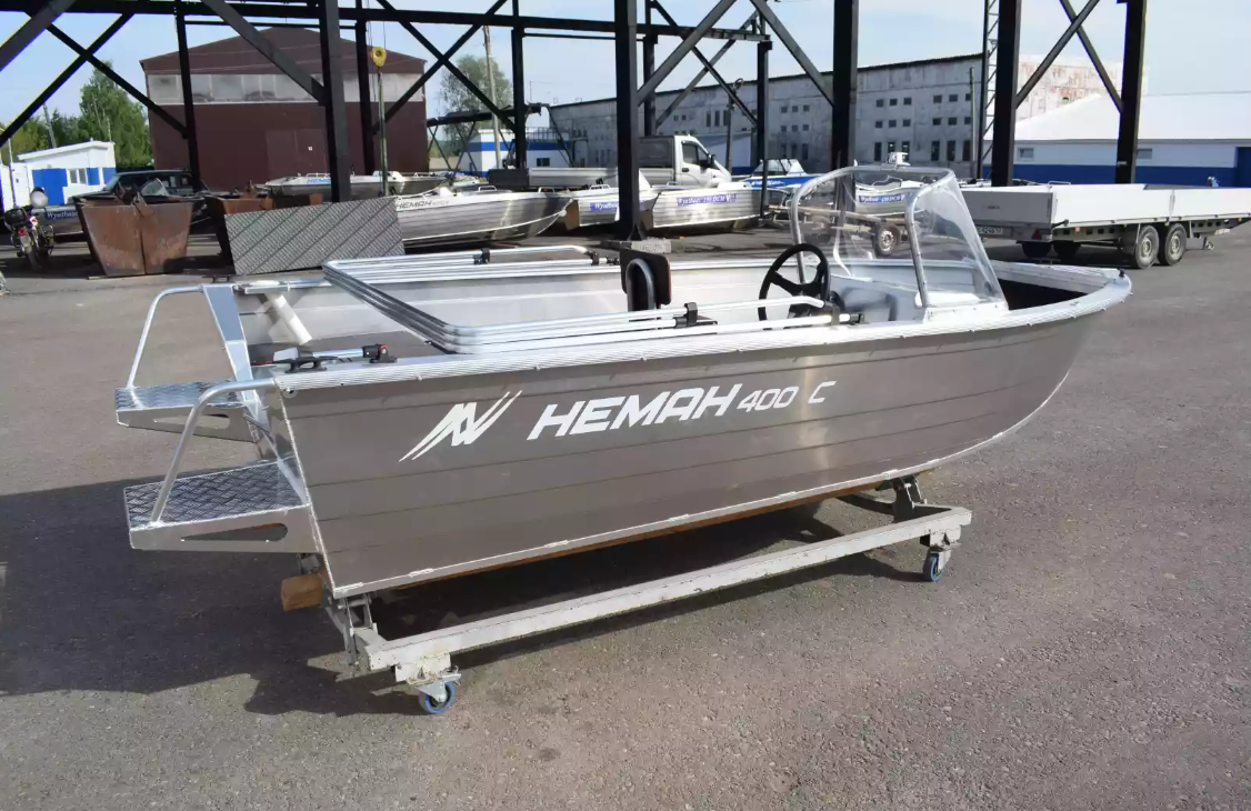 Алюминиевая лодка Неман-400 С в Дербенте