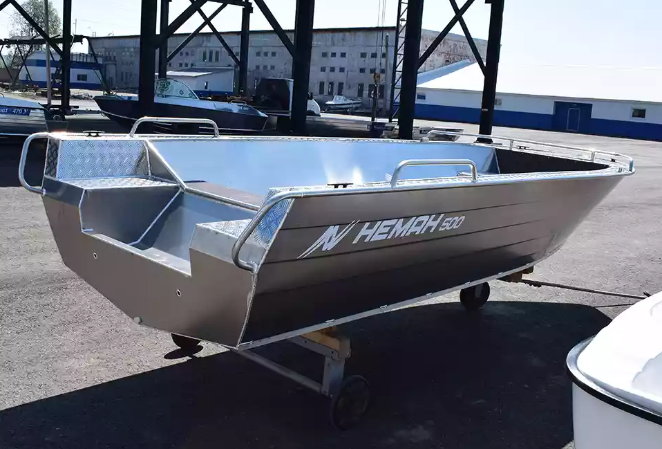 Алюминиевая лодка Неман-500 P в Дербенте