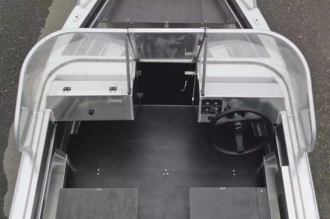 Алюминиевая лодка  Neman-400 DC в Дербенте