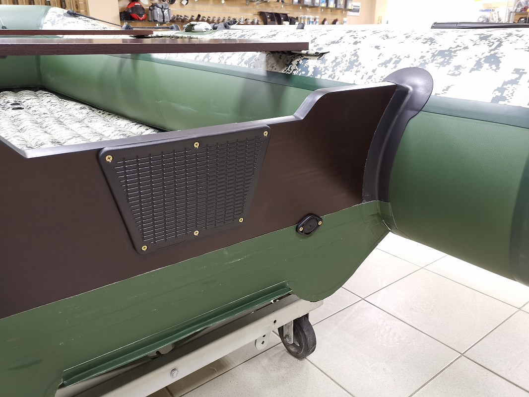 Лодка MISHIMO SPORT 390 в Дербенте