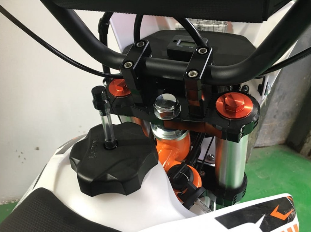 Питбайк JHLMOTO JHL Z125E Pro (ZS154FMI-3) в Дербенте