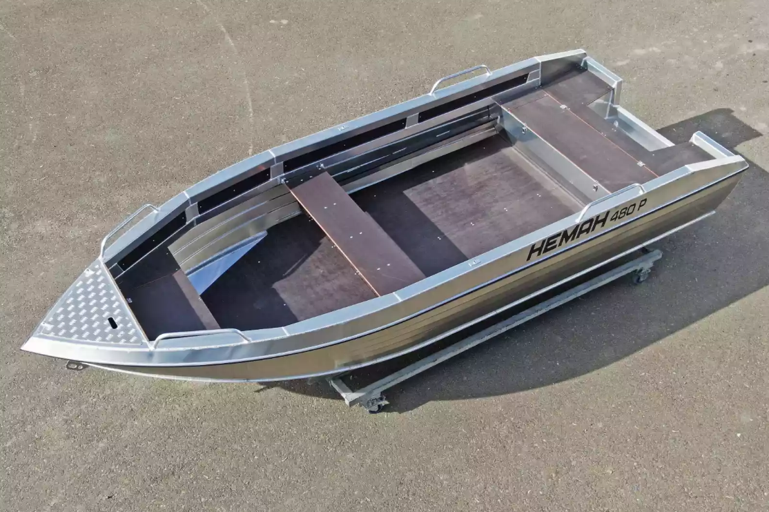 Алюминиевая лодка  Неман-480 Р в Дербенте