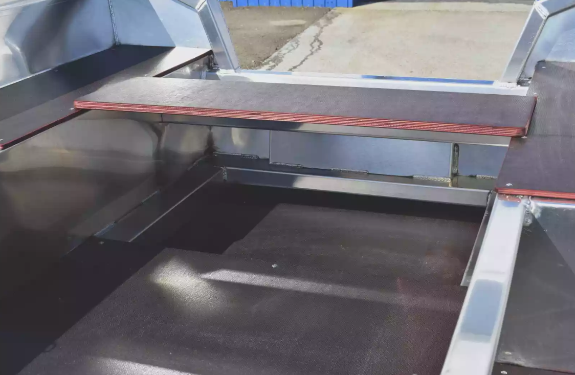 Алюминиевая лодка Неман-400 Р PRO в Дербенте