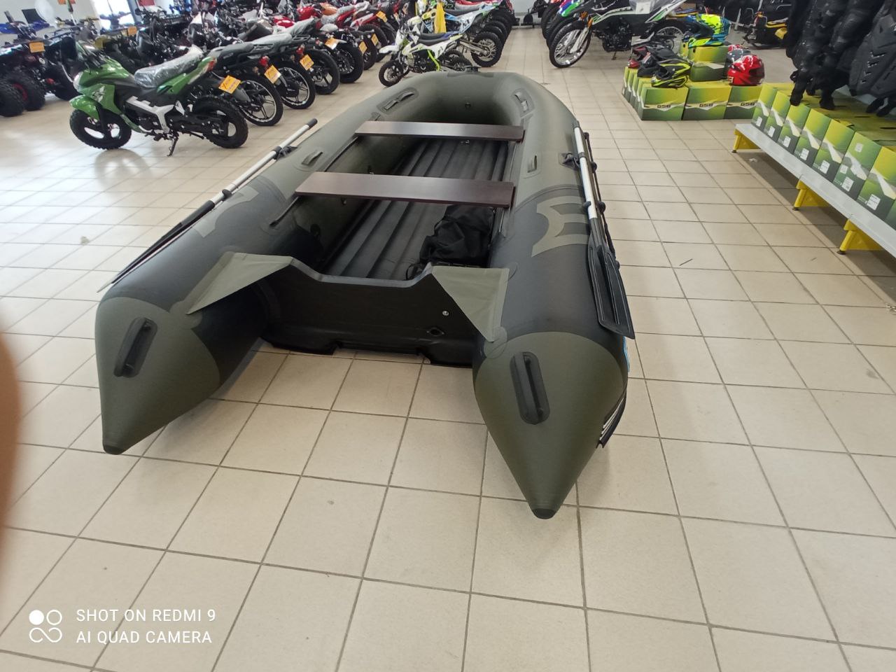 Лодка MISHIMO RIVER JET 400 под водомет в Дербенте