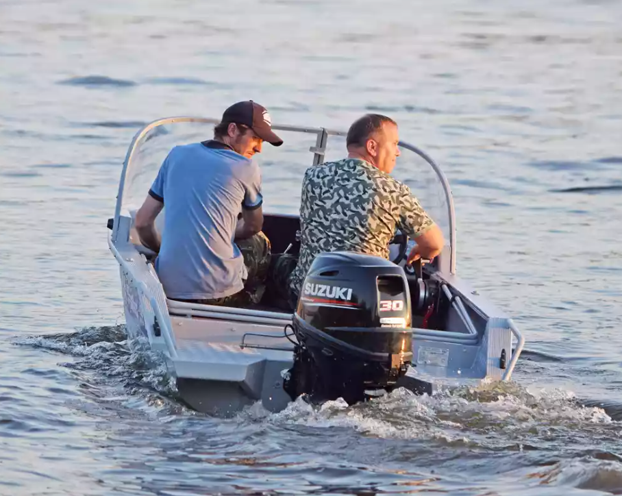 Алюминиевая лодка Wyatboat-390 DCM в Дербенте