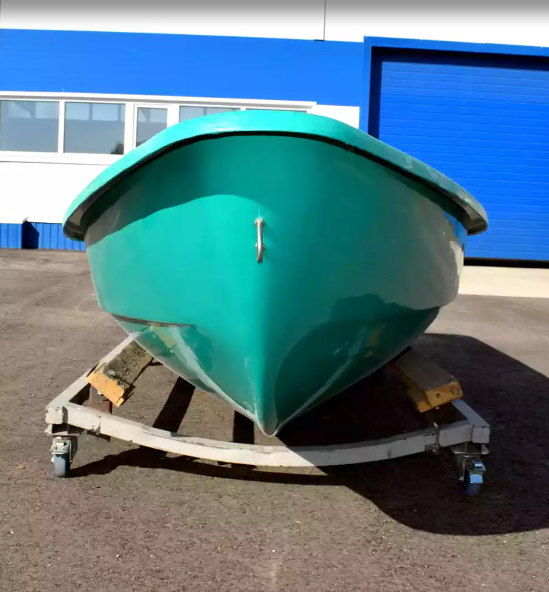 Стеклопластиковая Лодка Голавль в Дербенте