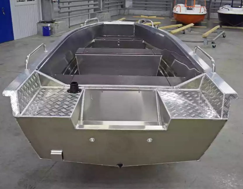 Алюминиевая лодка  Wyatboat-430 Р в Дербенте