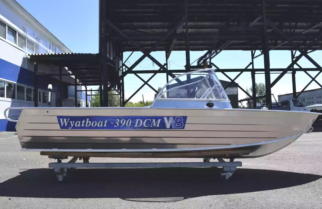 Алюминиевая лодка Wyatboat-390 DCM в Дербенте