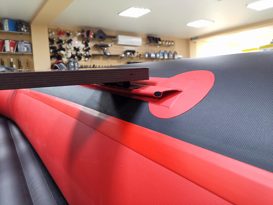 Лодка MISHIMO SPORT 390 в Дербенте