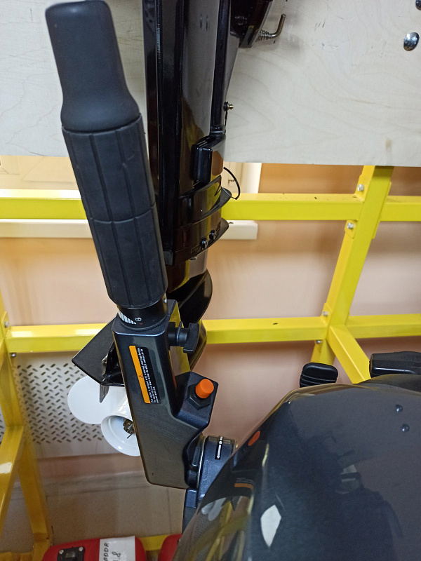 Лодочный мотор BREEZE F9,9S (4х тактный) в Дербенте