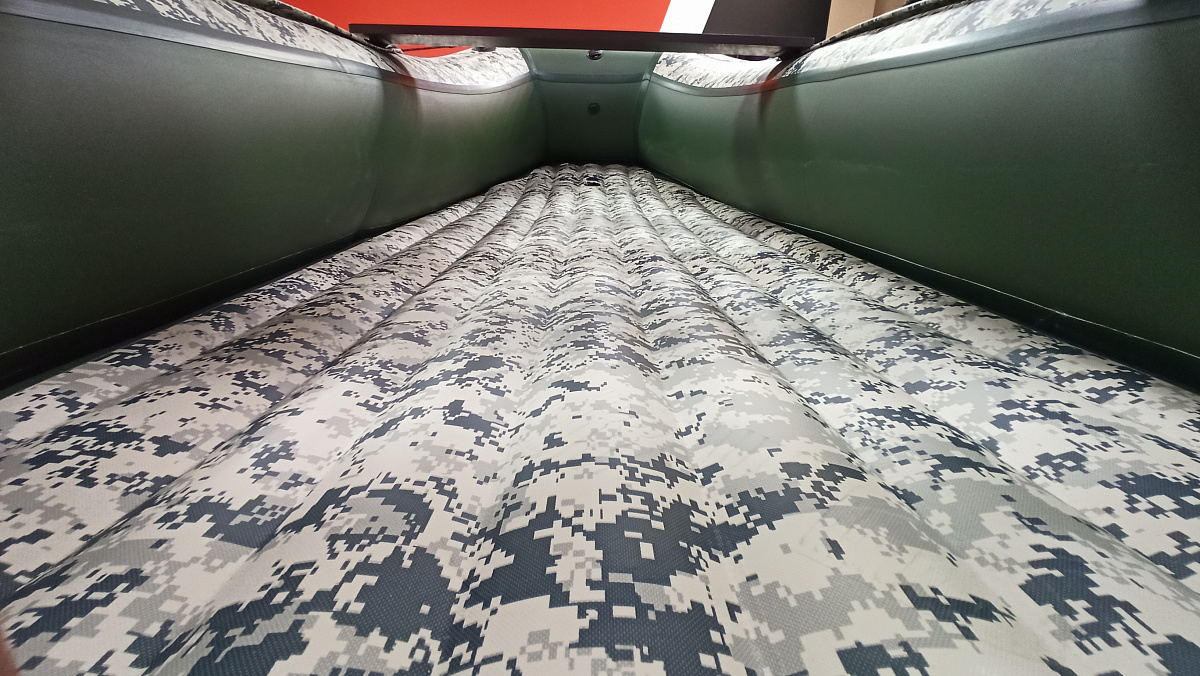 Лодка MISHIMO SPORT 390 в Дербенте