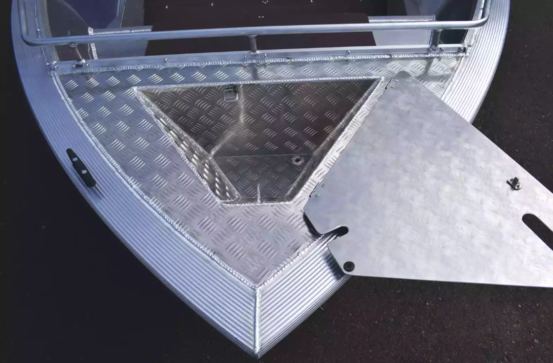 Алюминиевая лодка Неман-500 P в Дербенте