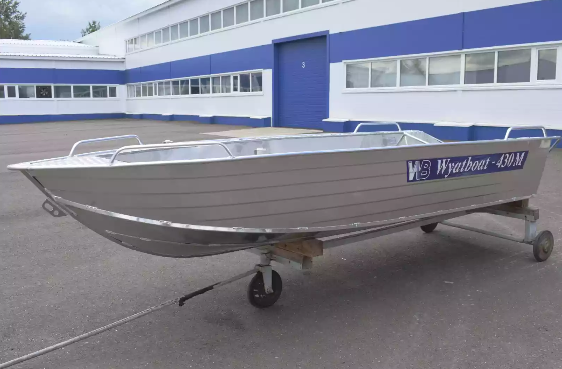 Алюминиевая лодка  Wyatboat-430М в Дербенте