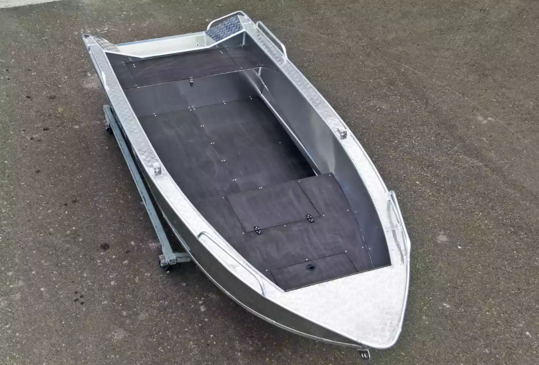 Алюминиевая лодка  Wyatboat-430М FISH в Дербенте