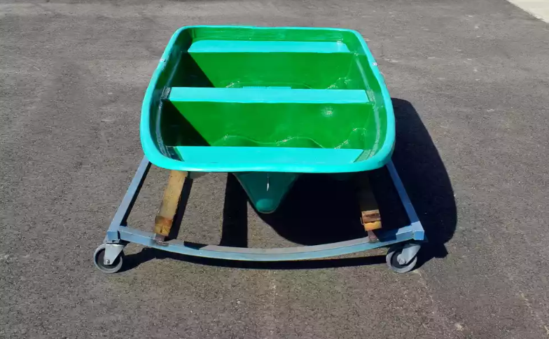 Стеклопластиковая лодка Старт (тримаран) в Дербенте