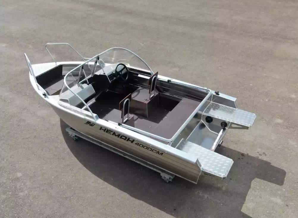 Алюминиевая лодка  Неман-400 DCM NEW в Дербенте