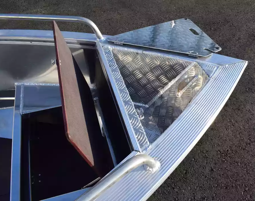 Алюминиевая лодка  Wyatboat-430 Р в Дербенте