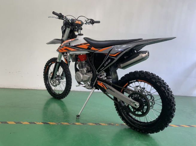 Мотоцикл JHLMOTO JHL LX4 CB300RL (175FMN) в Дербенте