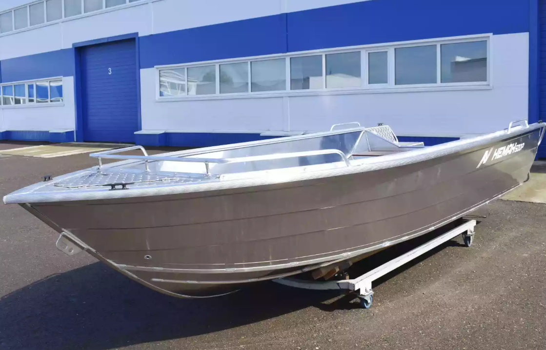 Алюминиевая лодка Неман-500 P в Дербенте