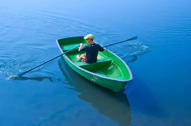 Стеклопластиковая Лодка Голавль в Дербенте