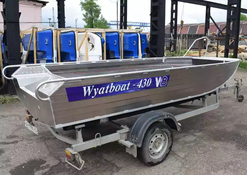 Алюминиевая лодка  Wyatboat-430 Master в Дербенте