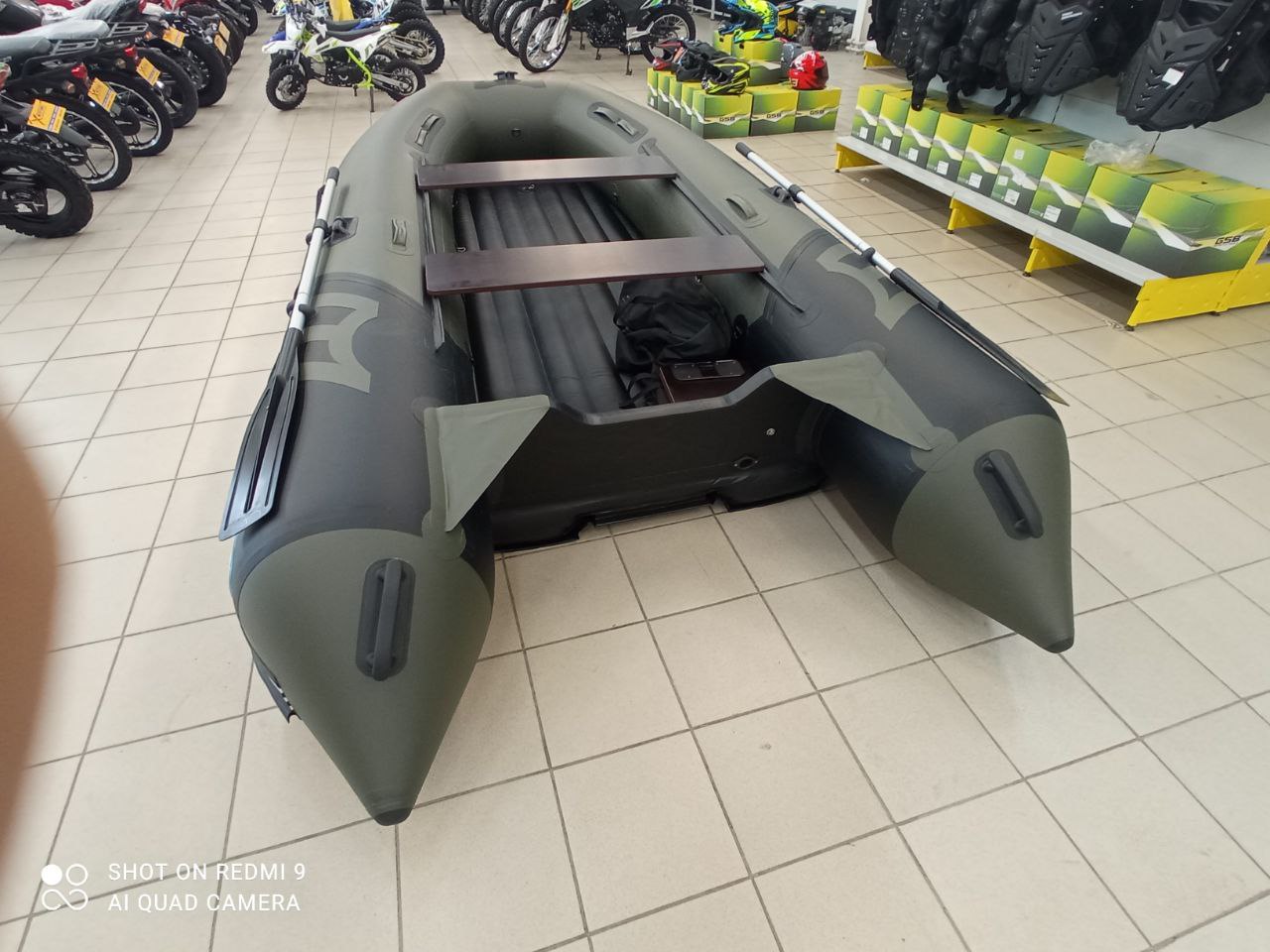 Лодка MISHIMO RIVER JET 400 под водомет в Дербенте