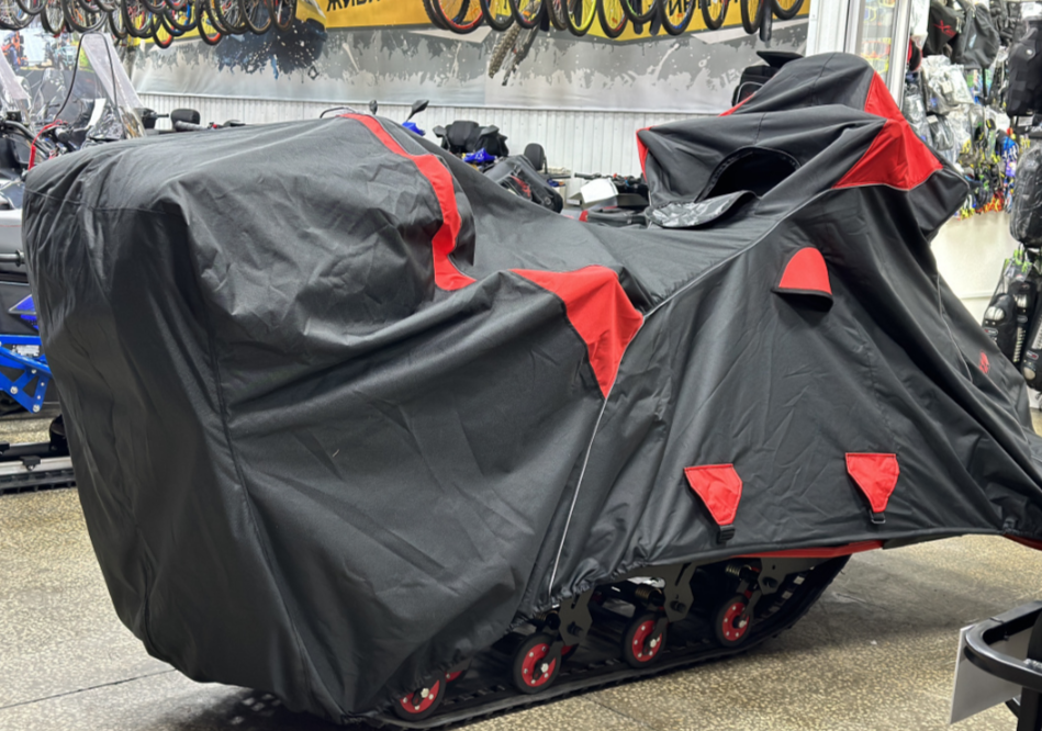 Чехол транспорт. снегохода IKUDZO HUNTER черно-красный Оксфорд ПРЕМИУМ качества с лого IKUDZO в Дербенте