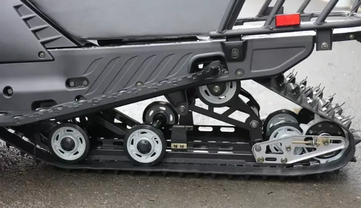 Снегоход ULAR 220 в Дербенте