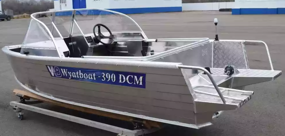Алюминиевая лодка Wyatboat-390 DCM Увеличенный борт в Дербенте