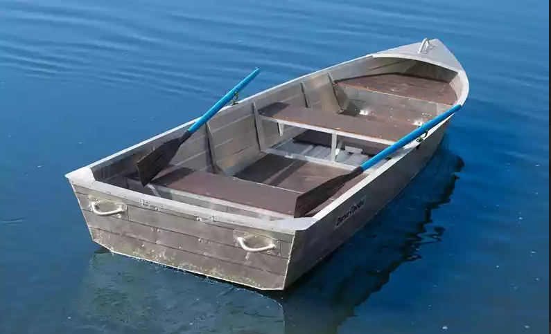 Алюминиевая лодка Вятка-Профи 37 в Дербенте