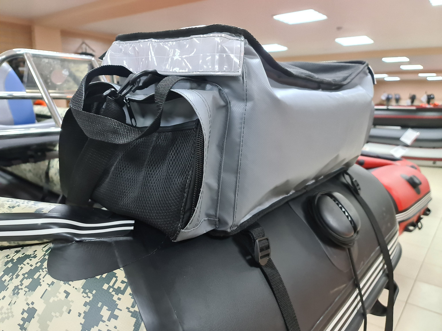 СУМКА ЛЮКС НА БАЛЛОН ДЛЯ ЛОДОК ПВХ 50Х25Х25 СМ в Дербенте