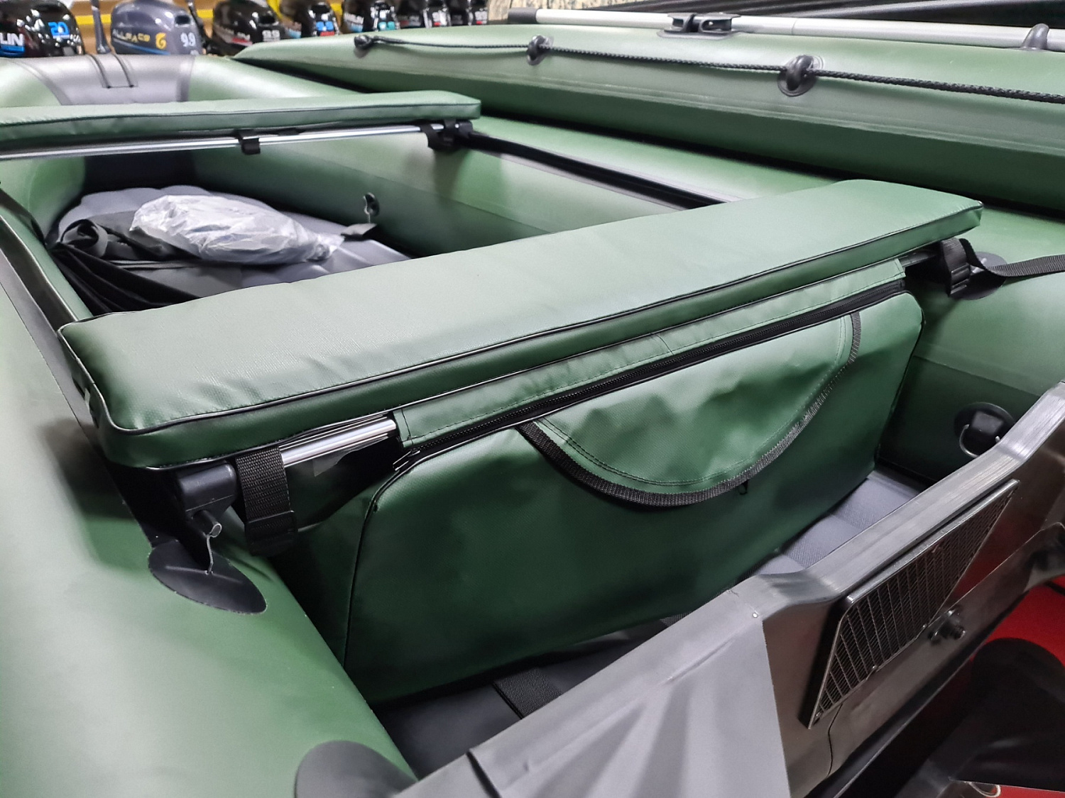 КОМПЛЕКТ МЯГКИХ НАКЛАДОК С СУМКОЙ ДЛЯ ЛОДОК 110Х20 ЗЕЛЕНЫЙ в Дербенте