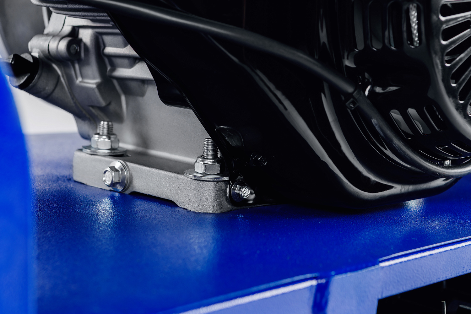 МОТОБУКСИРОВЩИК SNOW DOG 15 л.с. в Дербенте