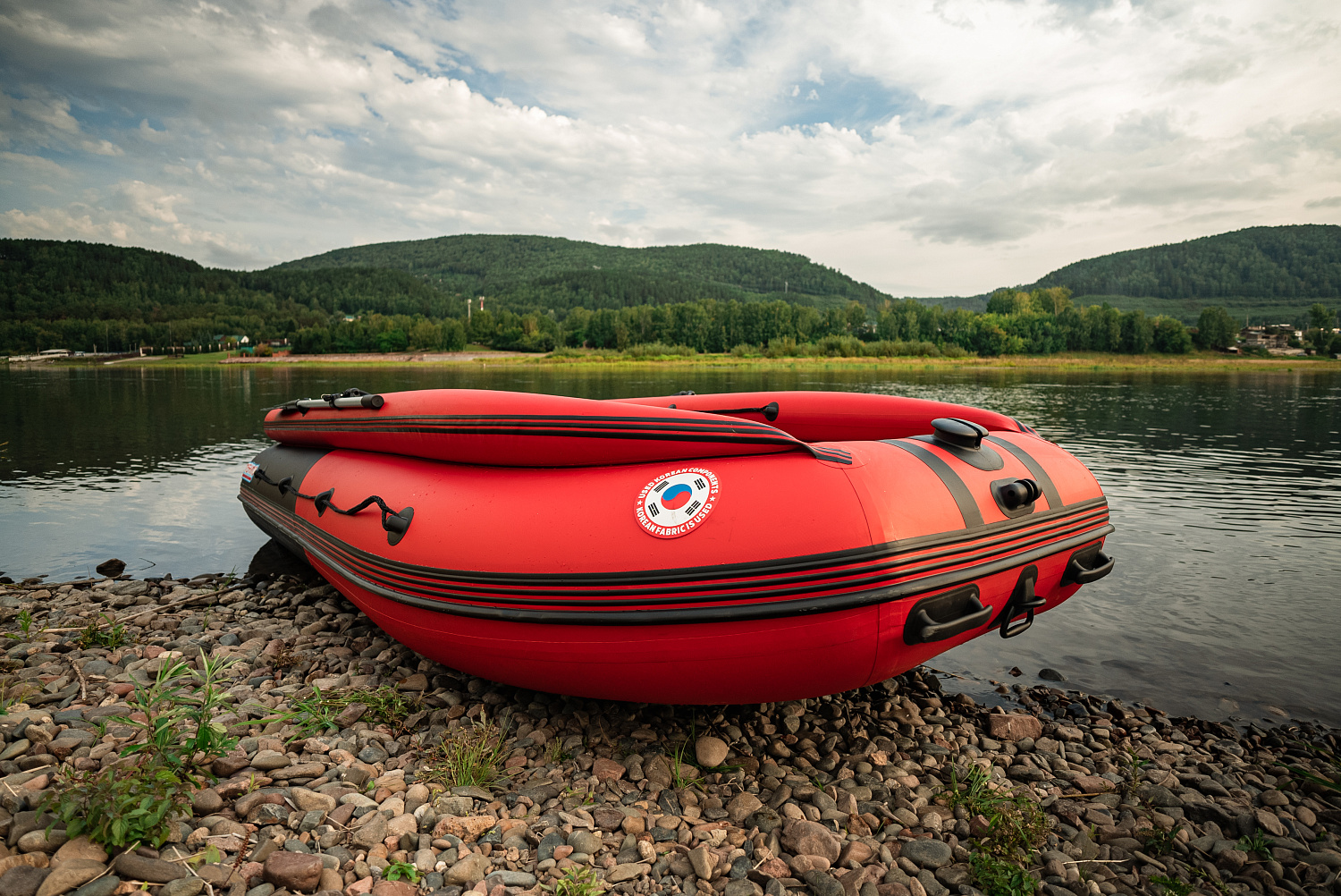 Лодка MISHIMO RIVER FJET PRO 430  под водомет в Дербенте