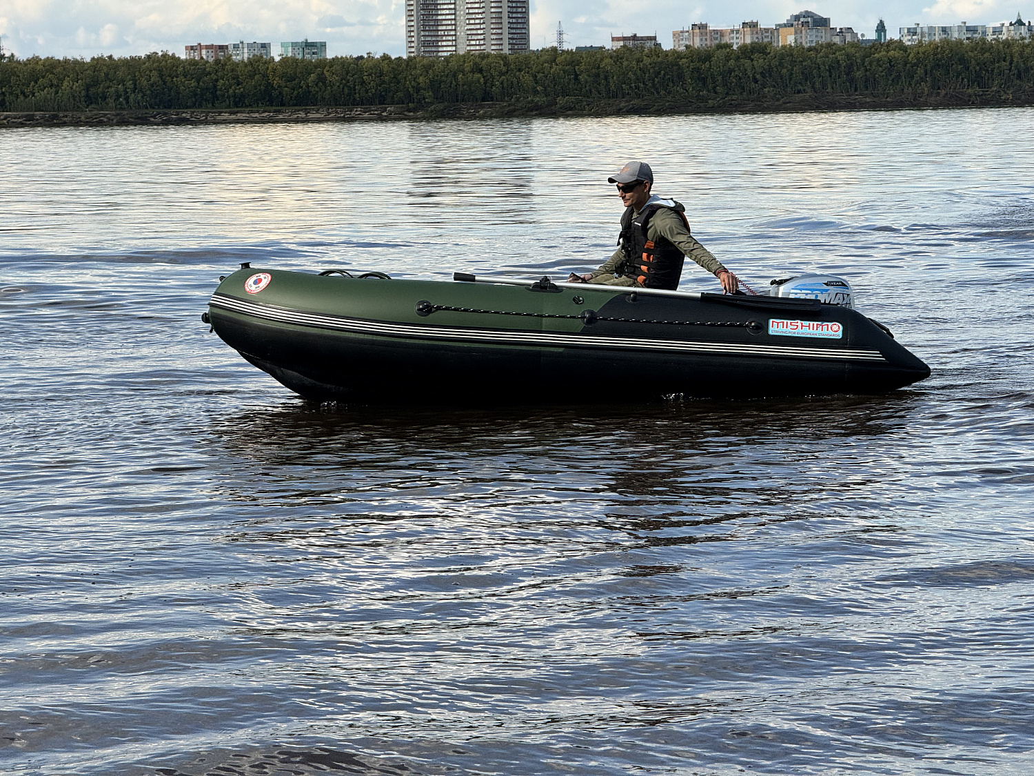 Лодка MISHIMO BIG FLOOR 380 в Дербенте