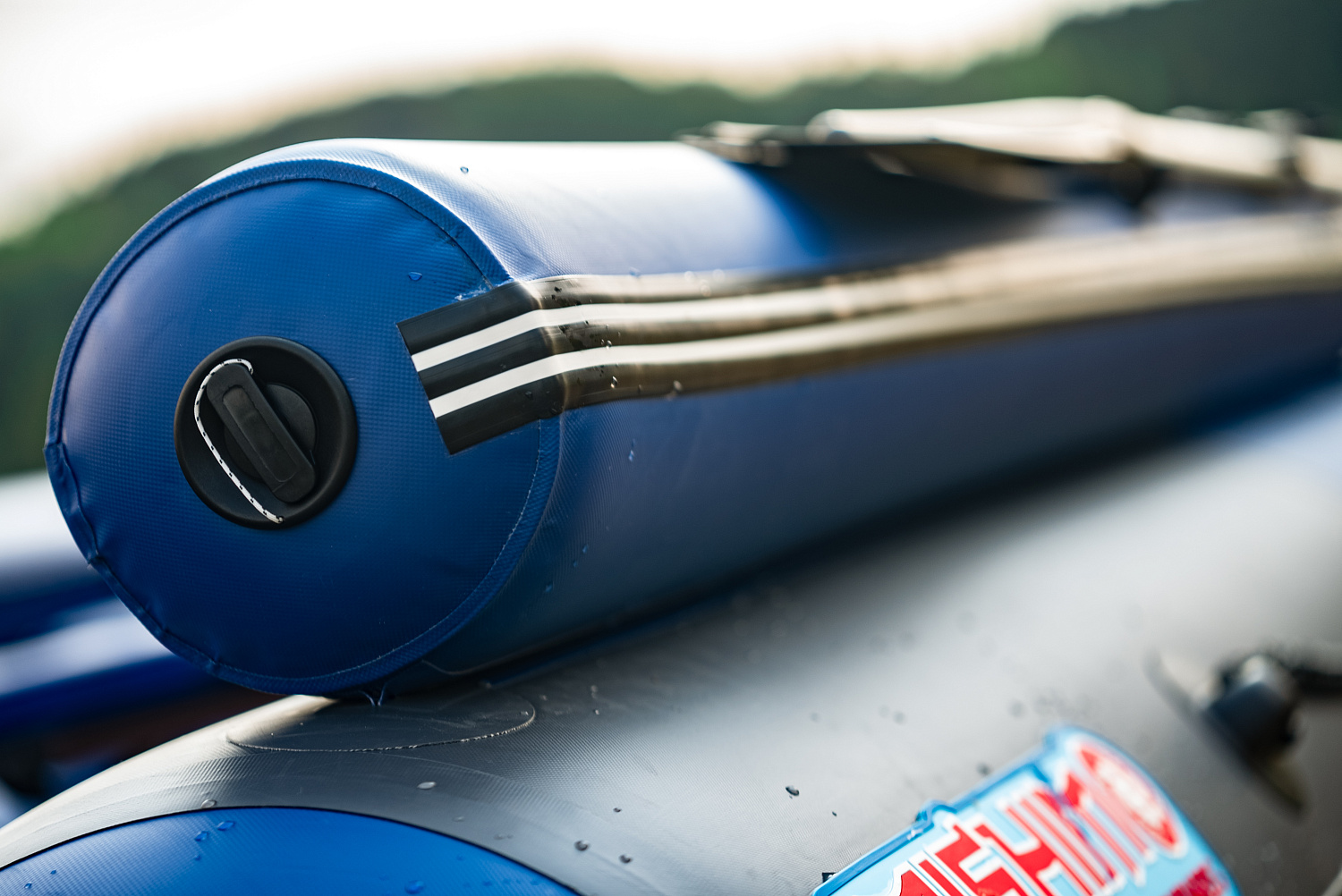 Лодка MISHIMO RIVER FJET PRO 430  под водомет в Дербенте