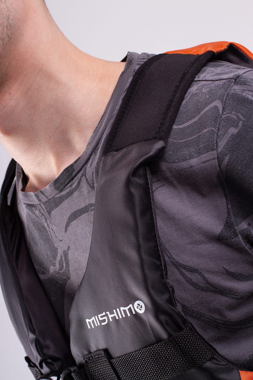 Жилет спасательный MISHIMO PRO Премиум качества Черно-оранжевый в Дербенте