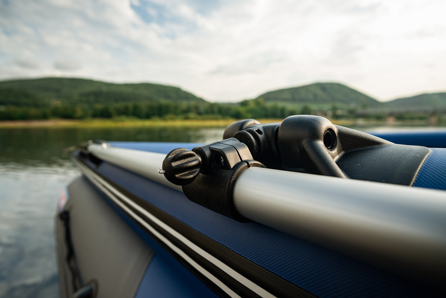 Лодка MISHIMO RIVER FJET PRO 430  под водомет в Дербенте